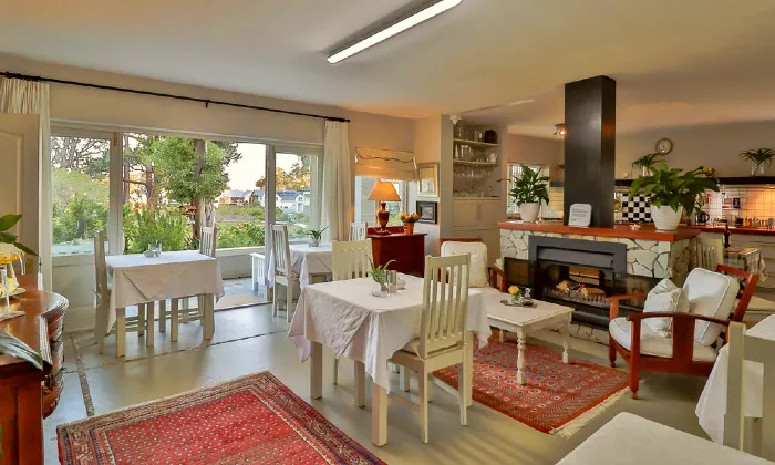 Western Cape: 2-Night B&B Stay for Two including Breakfast at Hermanus Lodge on the Green